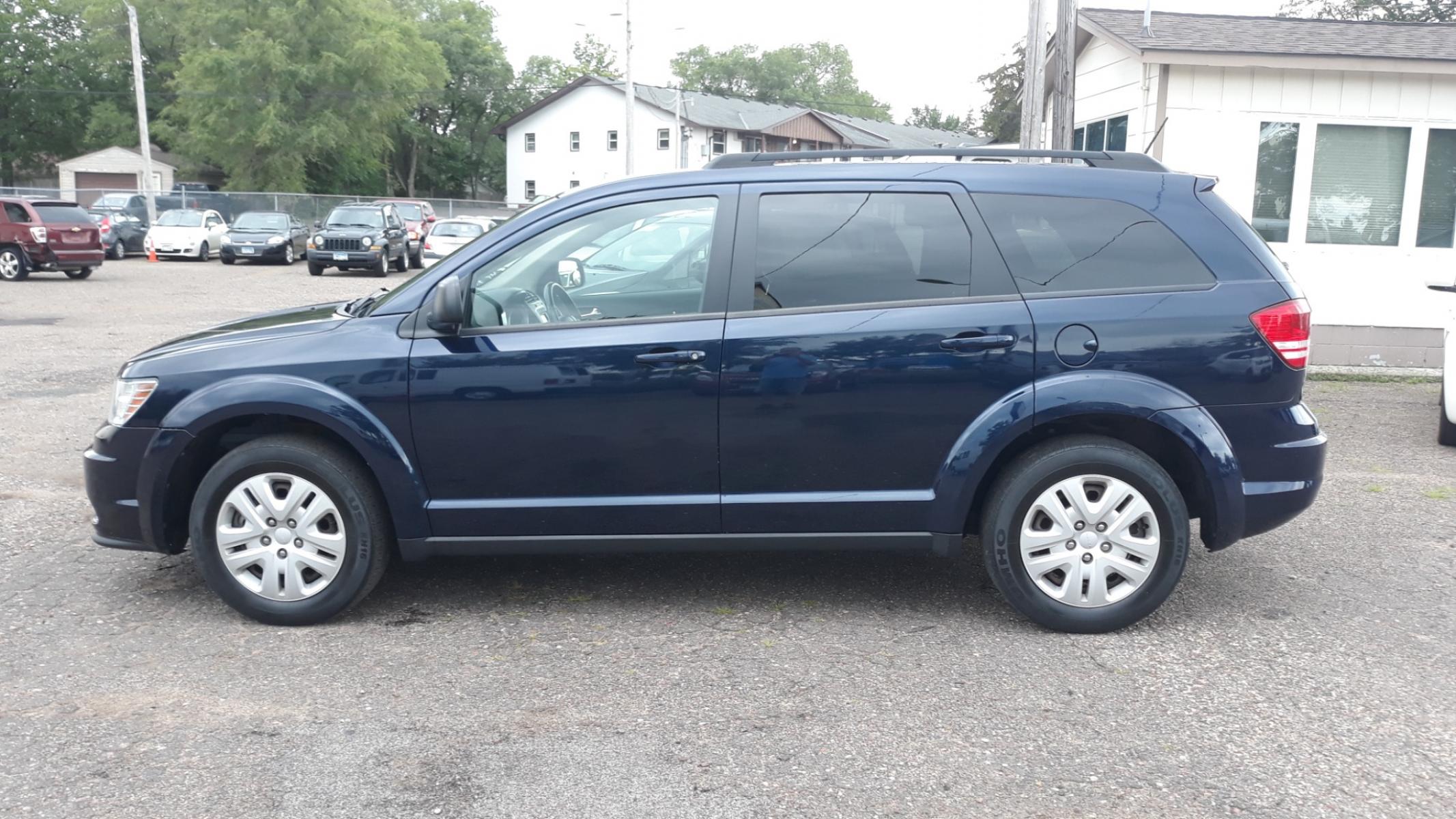 2018 Blue /GRAY DODGE JOURNEY SE (3C4PDCABXJT) with an 2.4 engine, AUTO transmission, located at 434 West Main Street, Anoka, MN, 55303, (763) 576-9696, 45.201759, -93.396706 - 2018 DODGE JOURNEY SE, 5 PASSENGER, ONE OWNER, NO ACCIDENTS, LOW MILES. INSPECTED AND SAFTY CHECKED BY CERTIFIED MECHANIC. - Photo #7